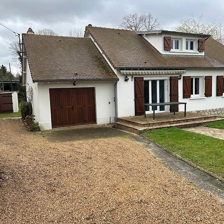 Maison Au Calme Avec Riviere A Cote De Chartres Saint-Prest Extérieur photo