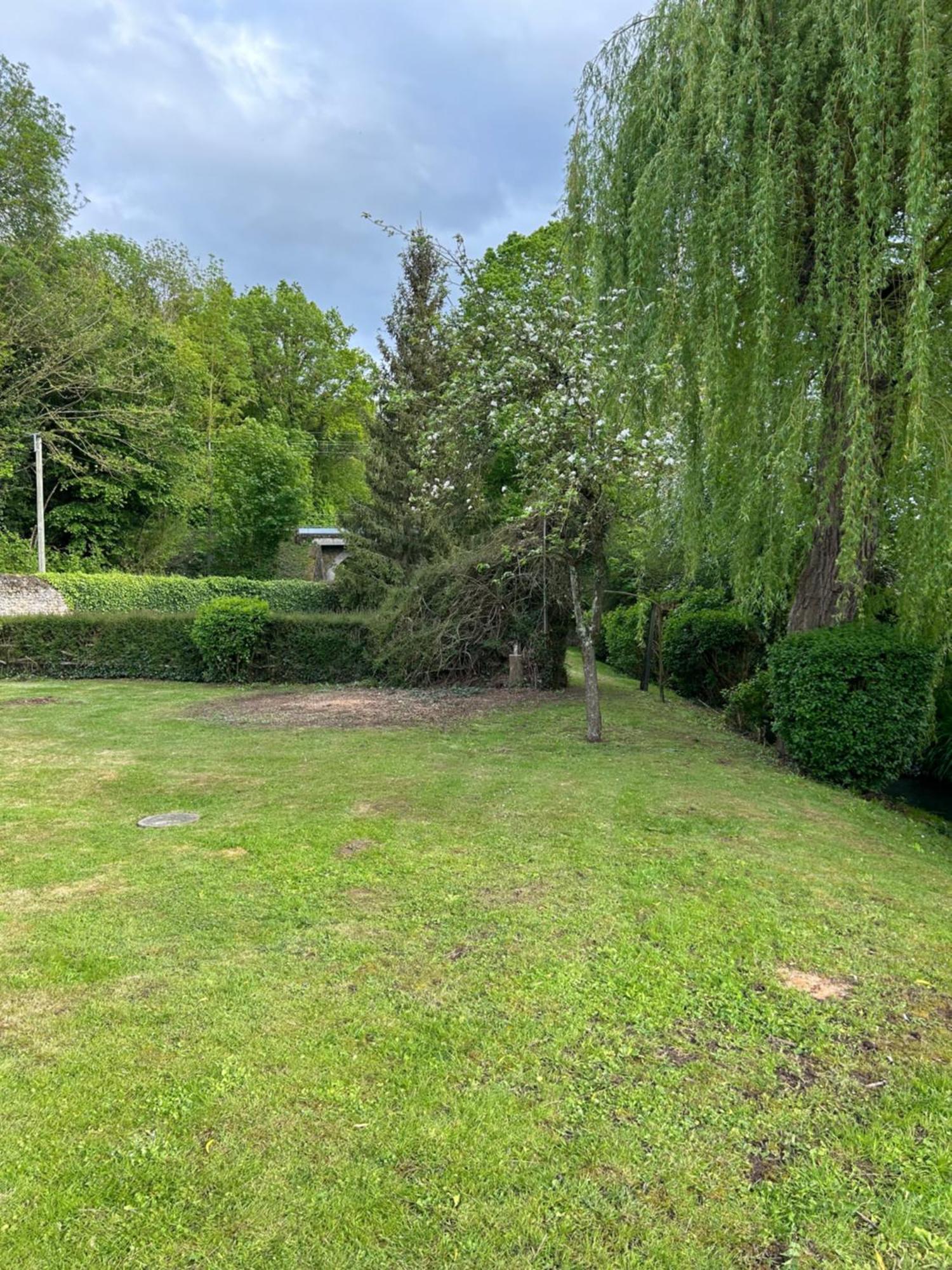 Maison Au Calme Avec Riviere A Cote De Chartres Saint-Prest Chambre photo